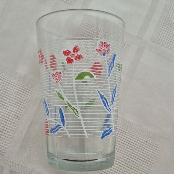 Vintage Floral Glass Tumbler Set - Red, Green, Blue - Picture 5 of 16